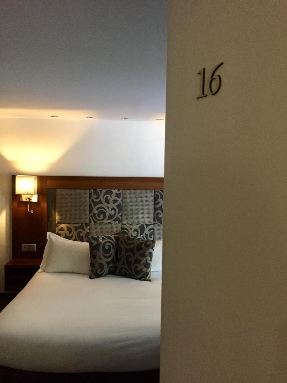Hotel B Lodge Сен-Тропе Экстерьер фото